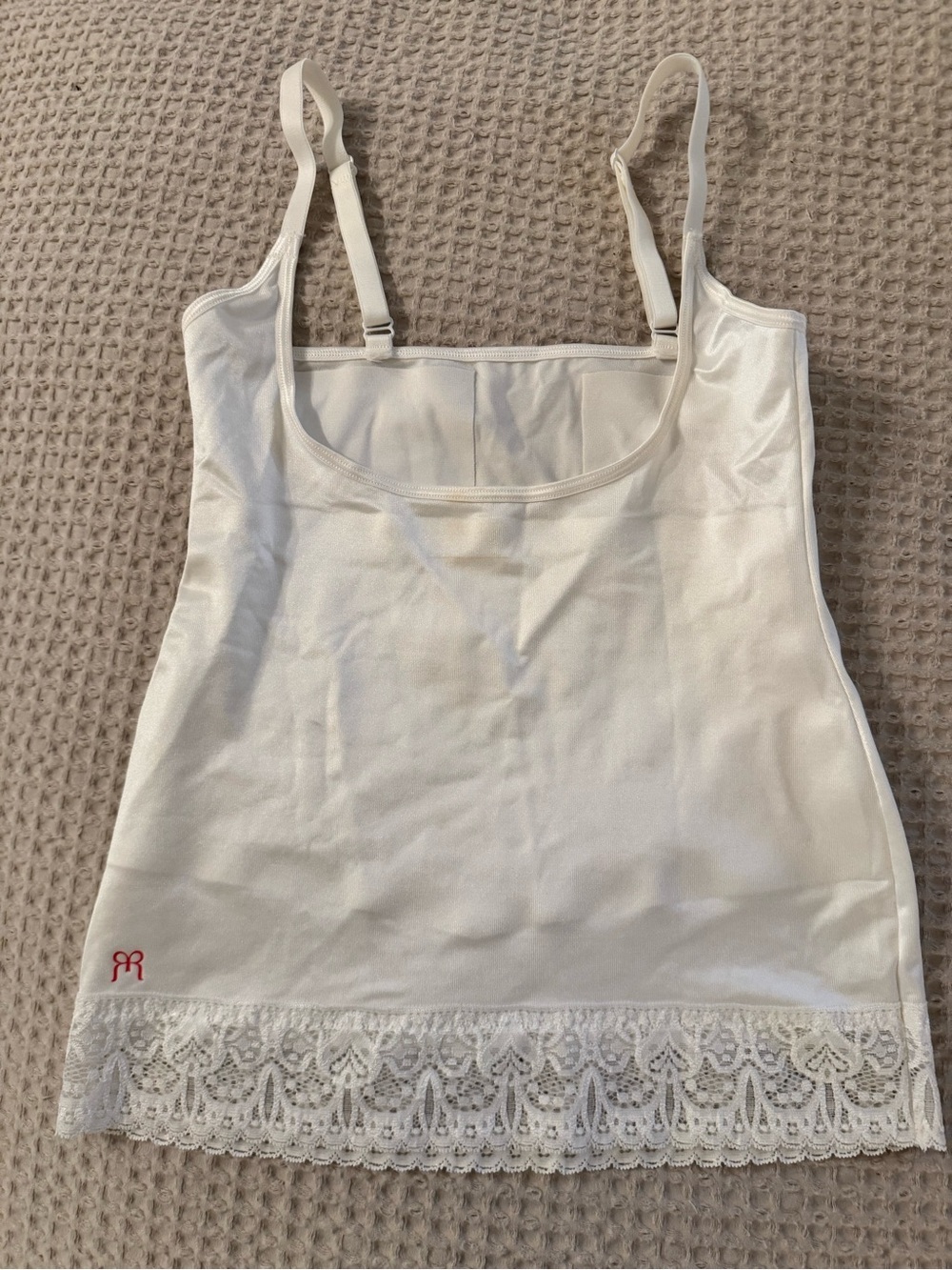 NEW Ruby Ribbon Below Bust Lifting Cami White Lace Layering Medium NWOT